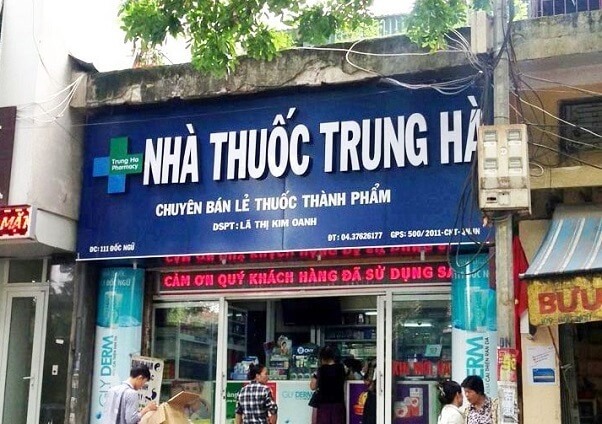 Bảng hiệu nhà thuốc bằng ốp alu chữ nổi