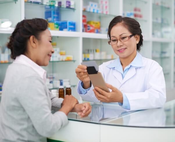 Tạo thiện cảm với khách hàng là cách giúp tăng doanh thu nhà thuốc