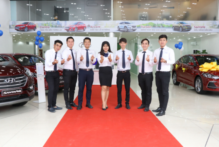 Đánh giá năng lực nhân viên bán hàng qua tiêu chí PRIDE